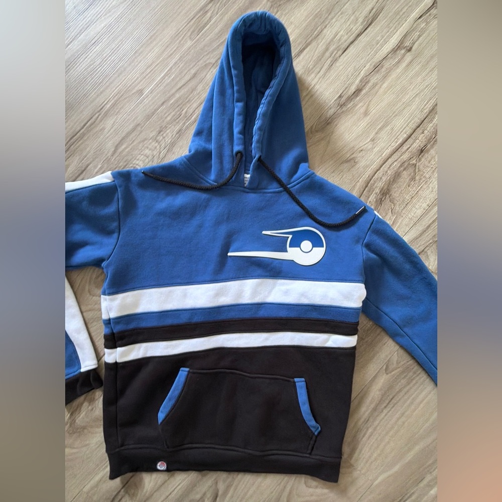 Pokémon center hoody - Picture 3 of 10